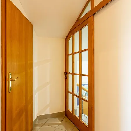 In The Village アパート Petrovče