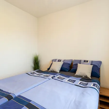 In The Village דירה Petrovče